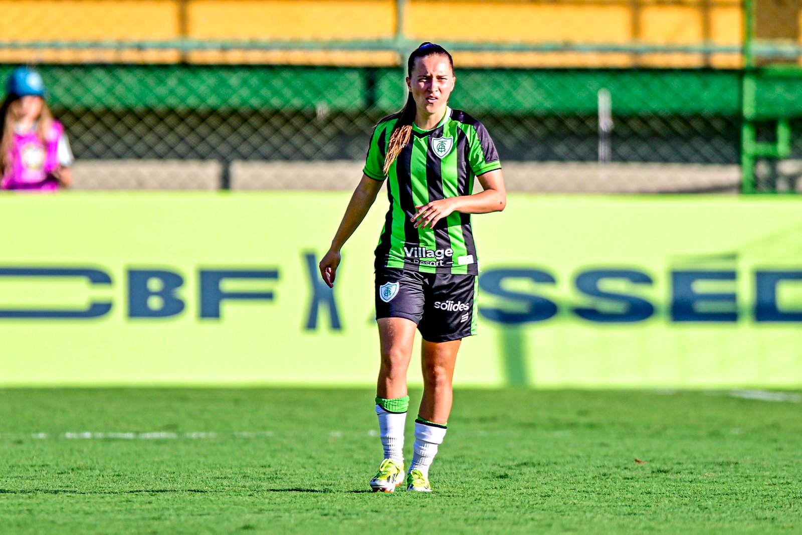 durante partida entre América e Cruzeiro na tarde deste domingo (20), realizada na Arena Gregorão válida pela 6ª rodada do Campeonato Brasileiro da Série A1 feminina 2025 - Foto: Mourão Panda / América